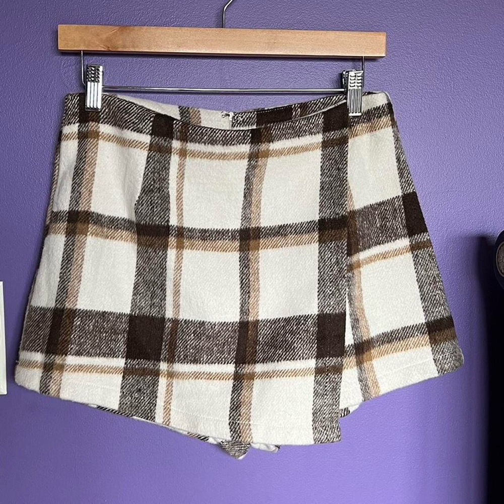 Plaid Mini Skirt in Brown and Cream